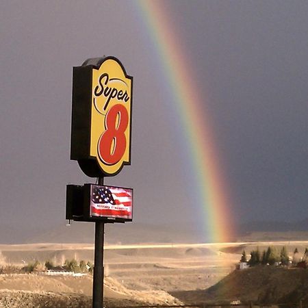 Super 8 By Wyndham Cody Hotell Eksteriør bilde